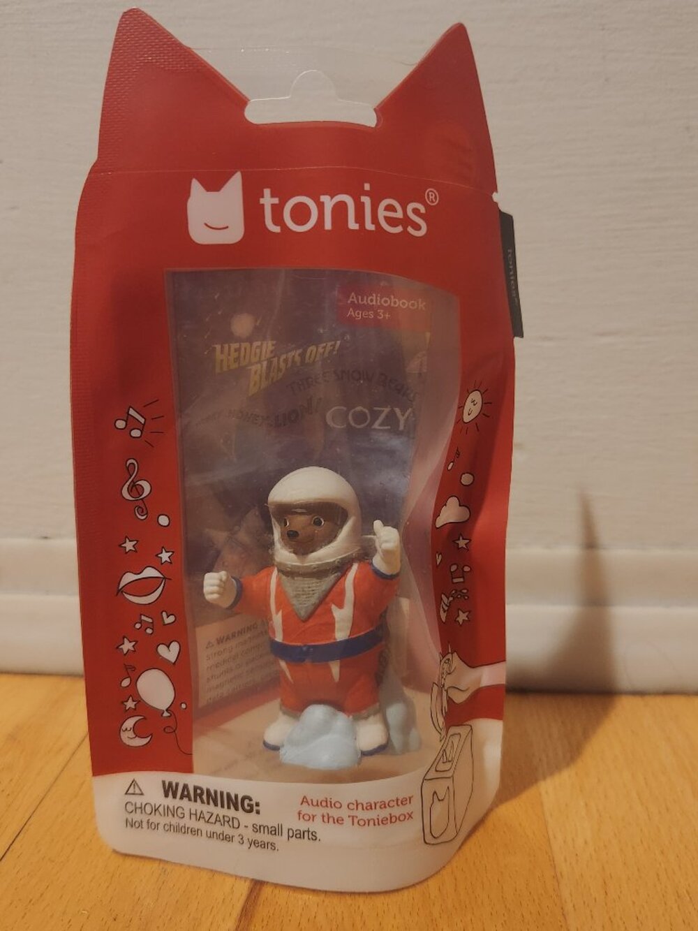 Hedgie Blasts Off, a Jan Brett Collection Tonie Character
